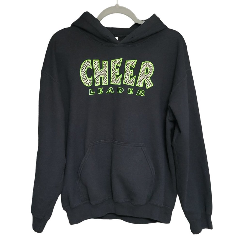 Gildan Heavy Blend Sweatshirt with hoodie!  Quality Stitching!